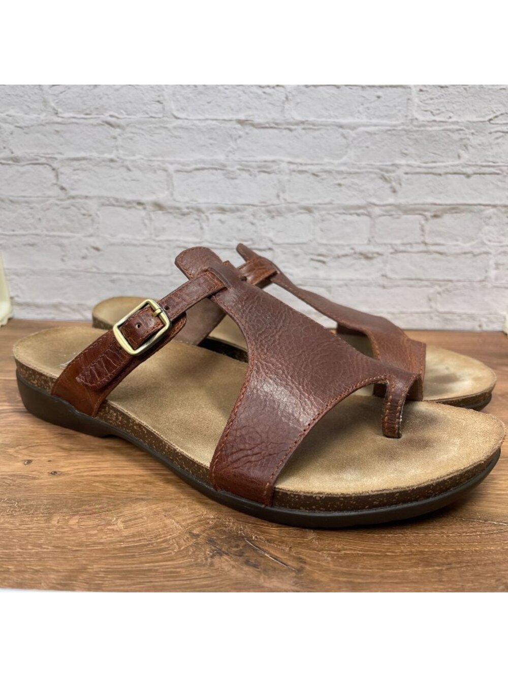 Dansko Womens Brown Leather Adjustable Thong Sandals Size 39 Comfort Footbed